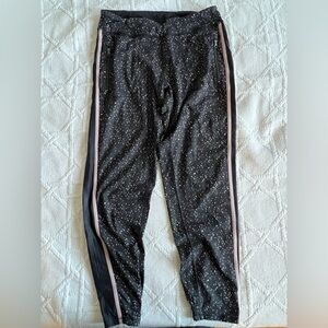 Lululemon joggers (Size 8)